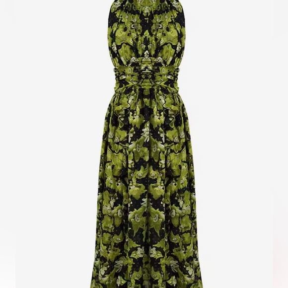 NWOT 🧩 Elegant Green & Black Floral Halter Dress - Picture 4 of 16